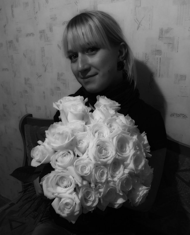 Портрет с розами - Елена Артамонова