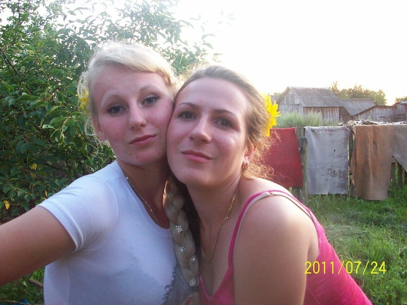 с подругой - Karolina Kovalyova