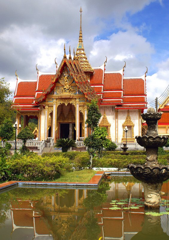 Тайский храм - Владимир Орлов