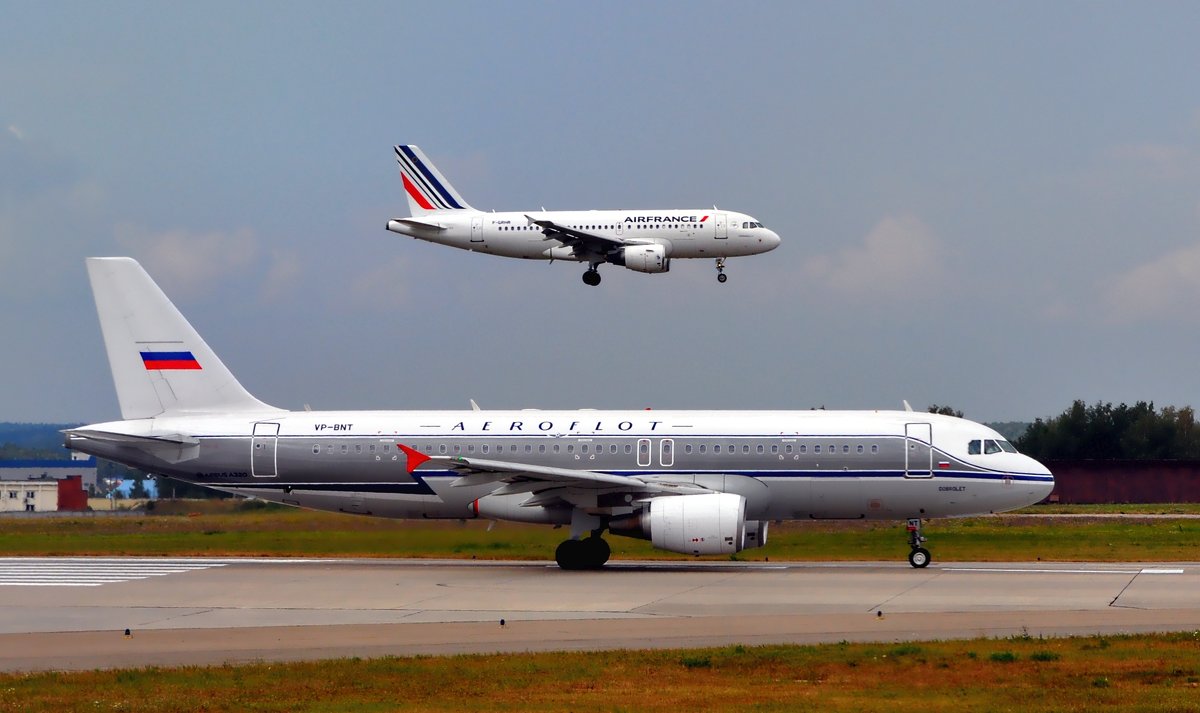 AEROFLOT and AIRFRANCE - vg154 