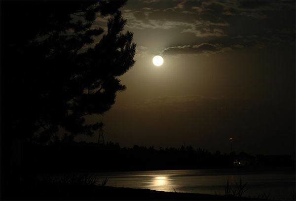 Ночь и луна. - Анна 
