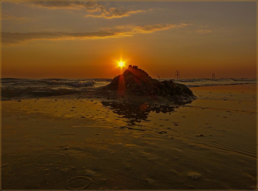 Море, солнце и песок. - Андрей Дворников