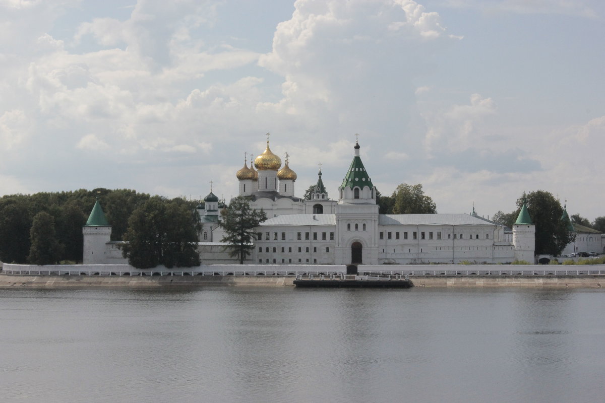 Свято-Троицкий Ипатьевский монастырь в Костроме - Андрей Сорокин