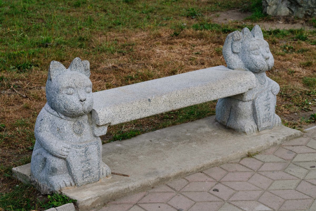 Китайская "лавка-скульптура" - Павел Бескороваев