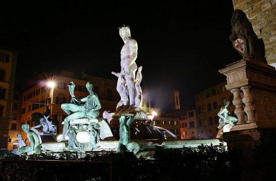 FIRENZE, LA FONTANA DEL NETTUNO - ira mashura