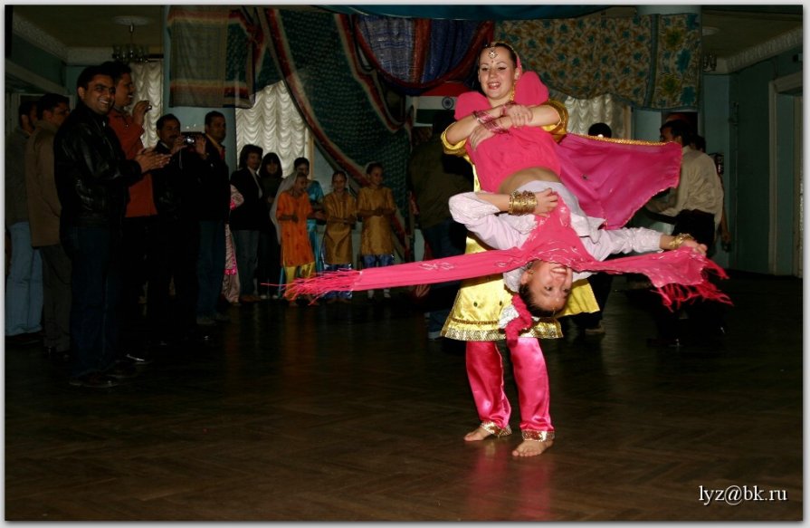 Индийские танцы разные - Андрей Lyz