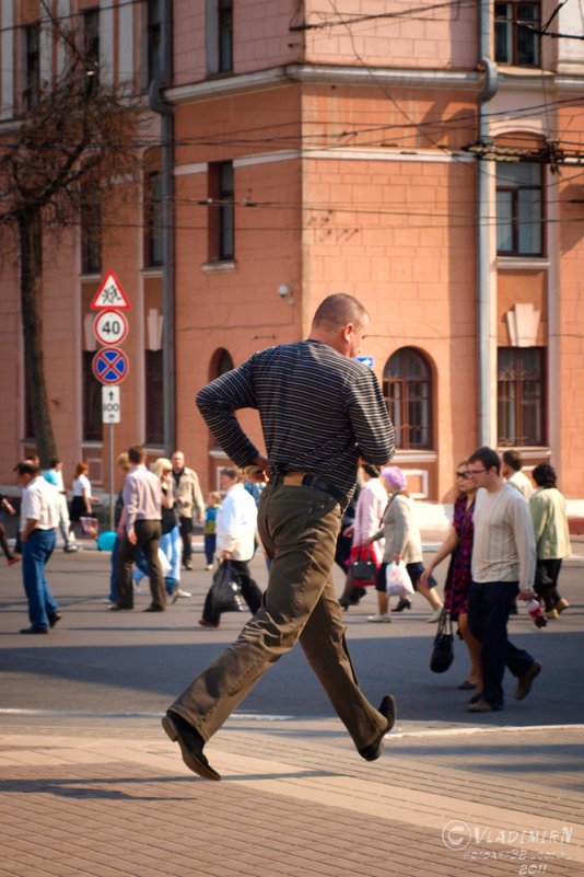 В отрыве от земли - Владимир Ноздрачев