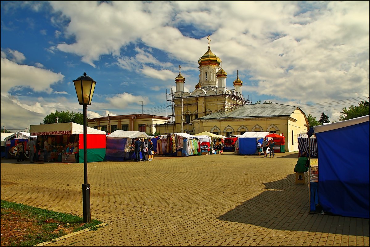 базарный день в Рузе - Дмитрий Анцыферов