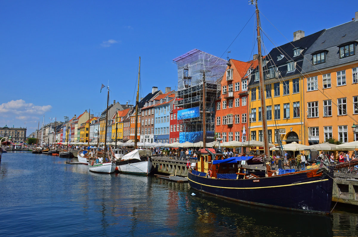 Копенгаген. Разноцветный праздник - Николаева Наталья 