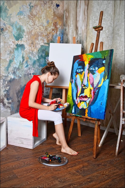 In the artist's Studio - Tatiana Kretova