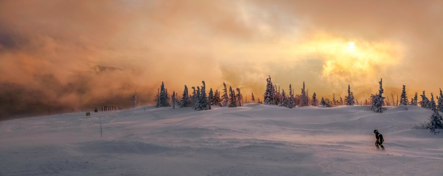 В оранжевых облаках))) - Валентина Кобзева