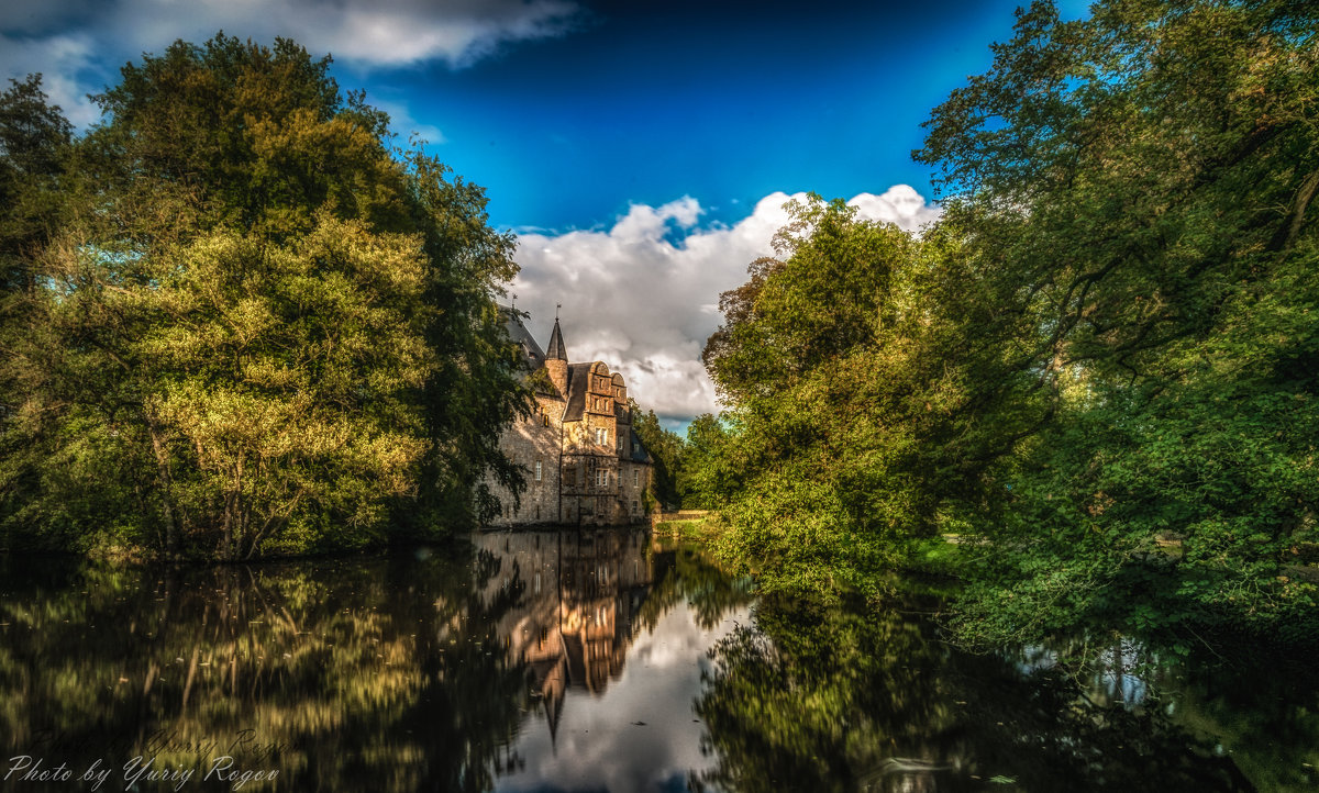 Wasserschloss Schelenburg - Yuriy Rogov