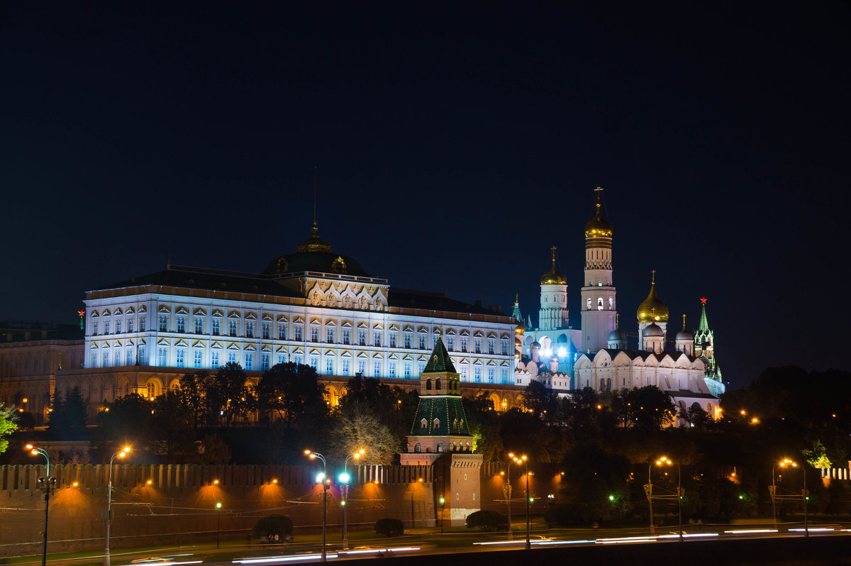 Ночь. Москва. Кремль. - Андрей Воробьев