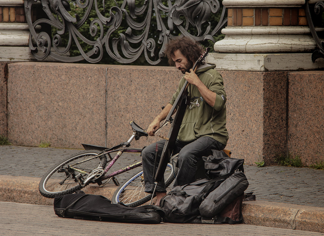 *** - Евгений Барзенков