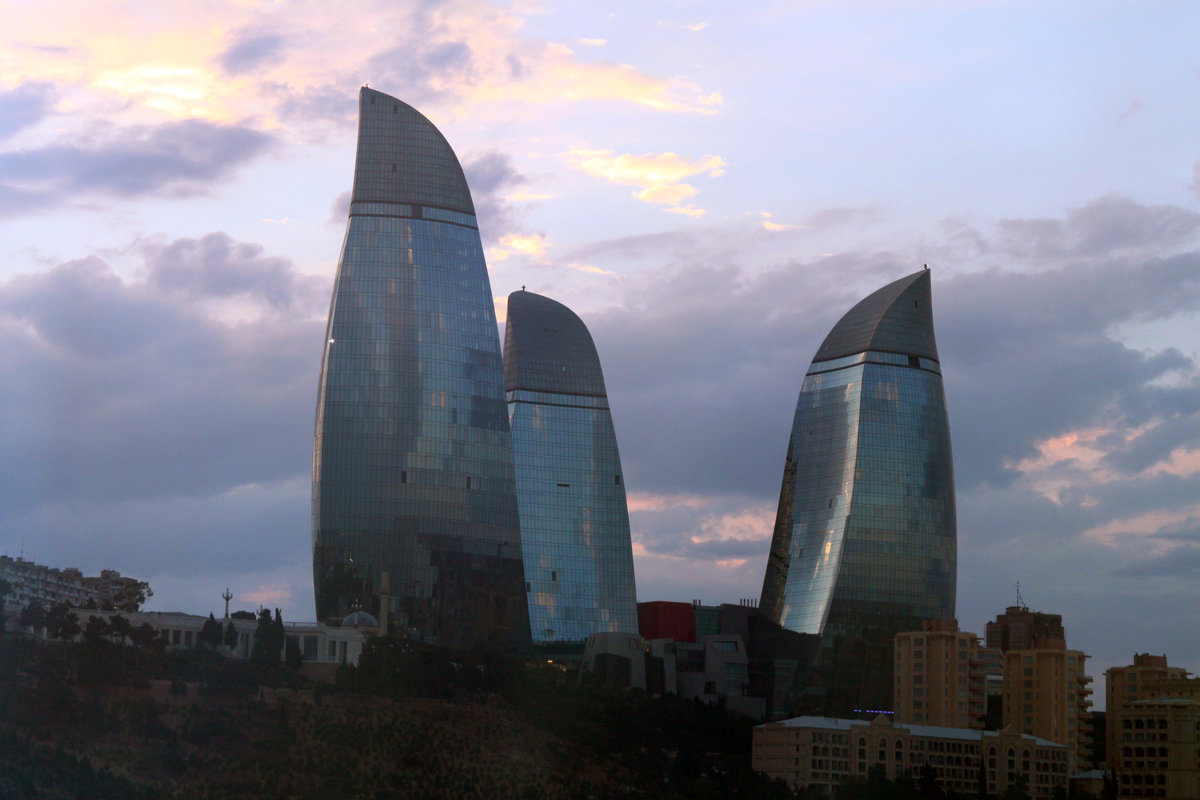 Башни Пламени в Баку - Алла ZALLA