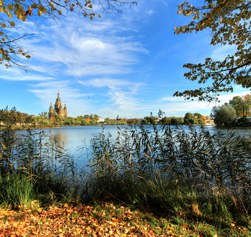 В Петергофе - Сергей Григорьев