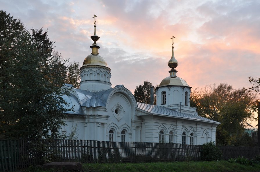 Закат над церковью Александра Невского - Александр Зайцев