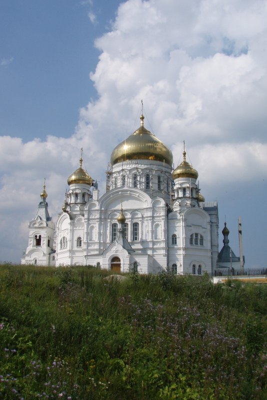 Монастырь на Белой горе - Сергей Комков