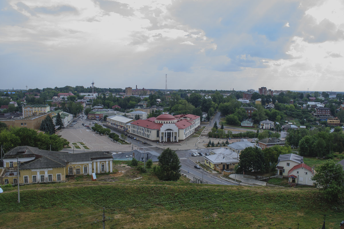 Сверху - Наталья Крылова