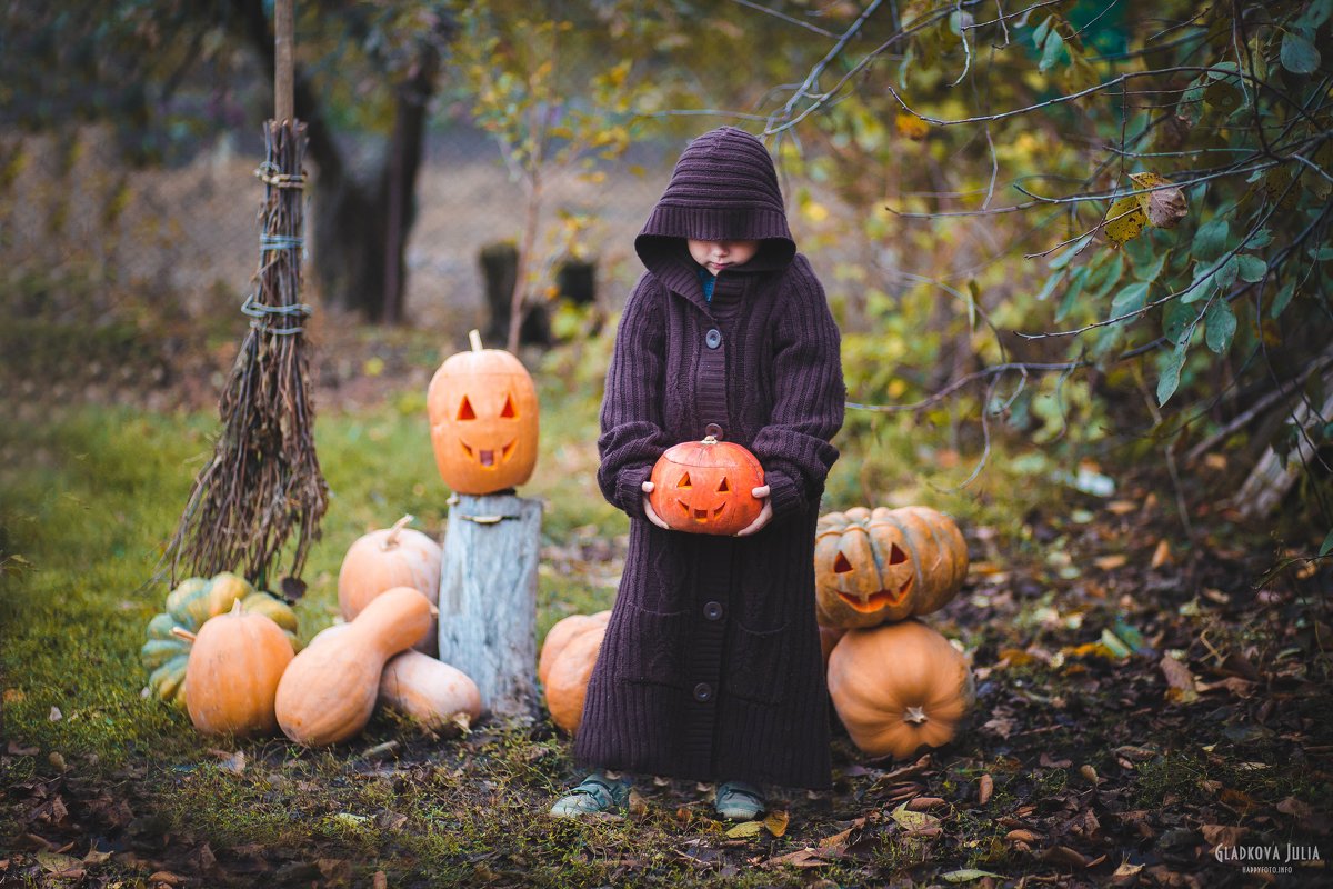 Halloween  самое доброе приведение - Юлия Гладкова