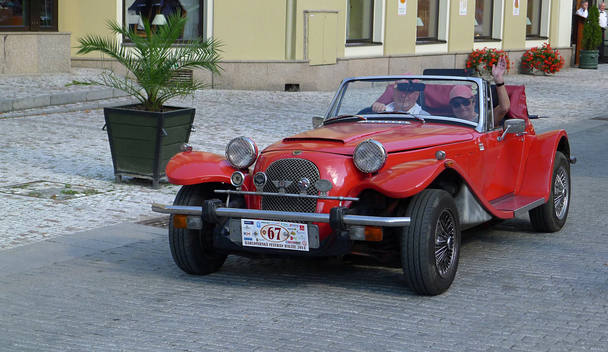 Ретро автомобиль Panther Lima Roadster - Евгений Кривошеев