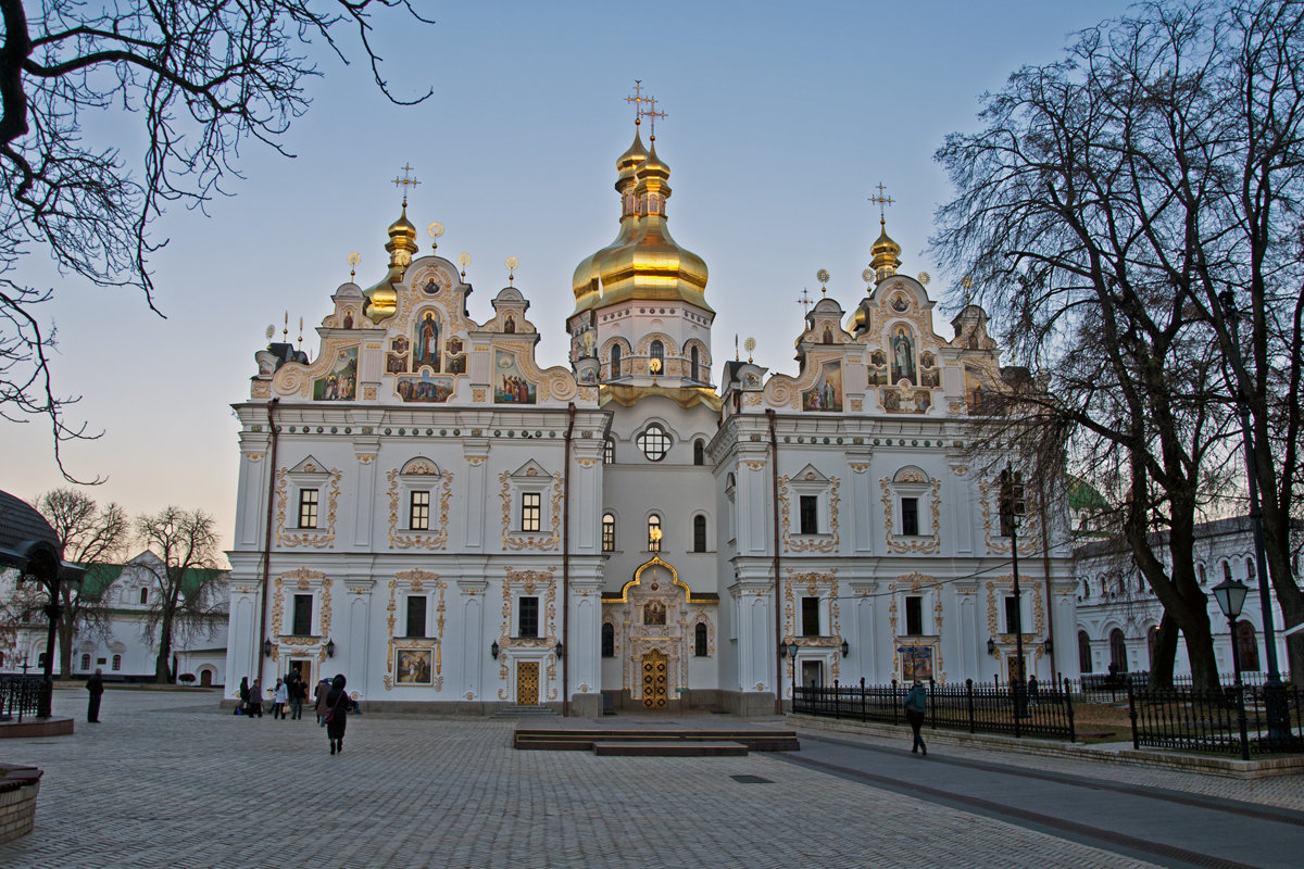 Uspenskyi Cathedral in Kiev Lavra - Roman Ilnytskyi