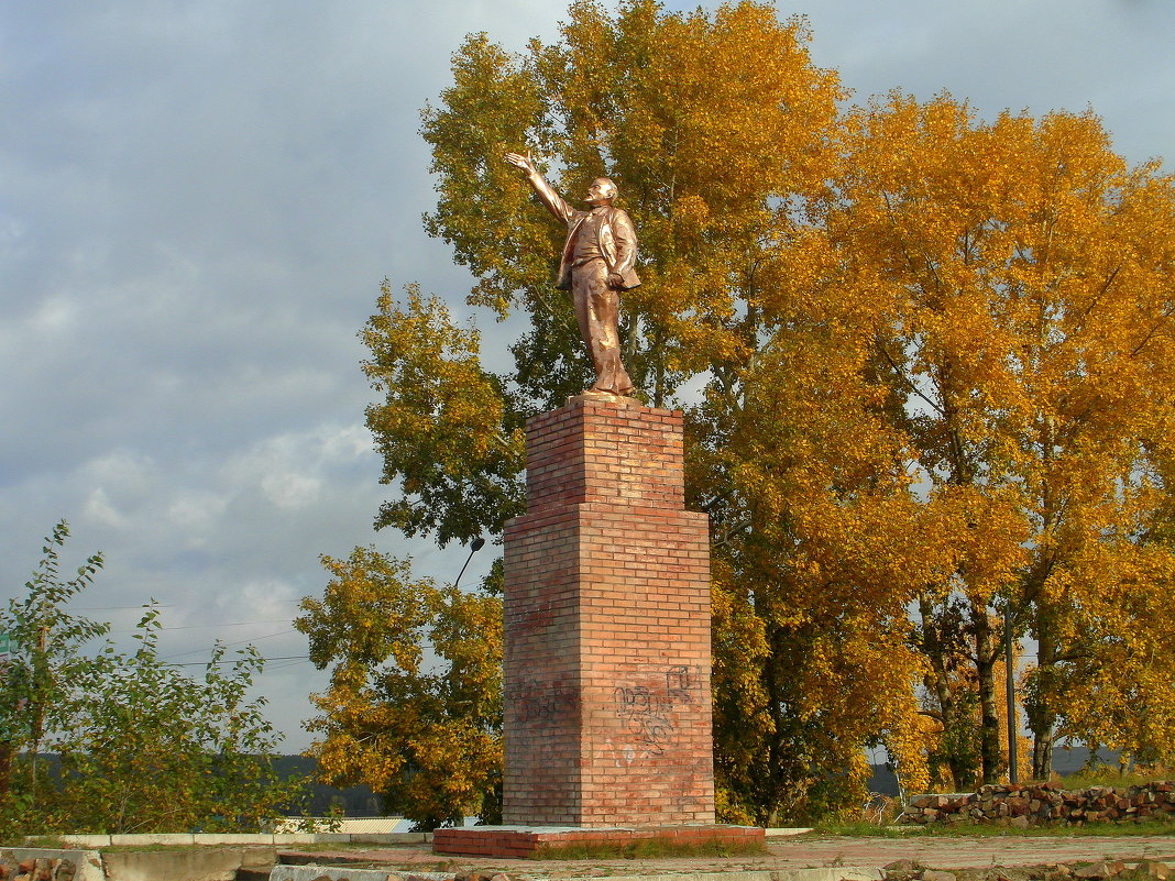 Памятник из СССР. - nadyasilyuk Вознюк