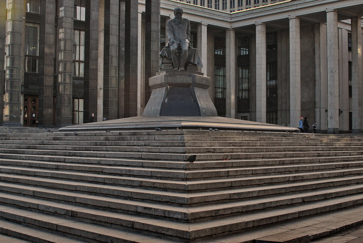 Памятник Ф.М.Достоевскому - Анастасия Смирнова