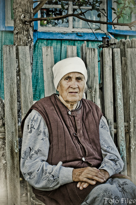 Grandmother - Дмитрий Филев