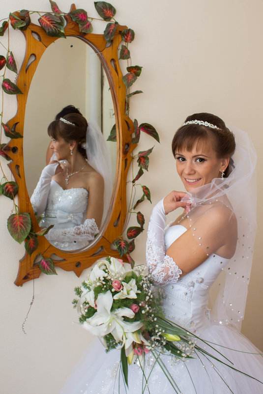 "Зеркало, зеркало на стене..." ))) - Мария Зайцева