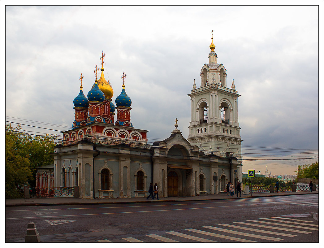 Москва. Храм Георгия Победоносца на Псковской горке - Рамиль Хамзин