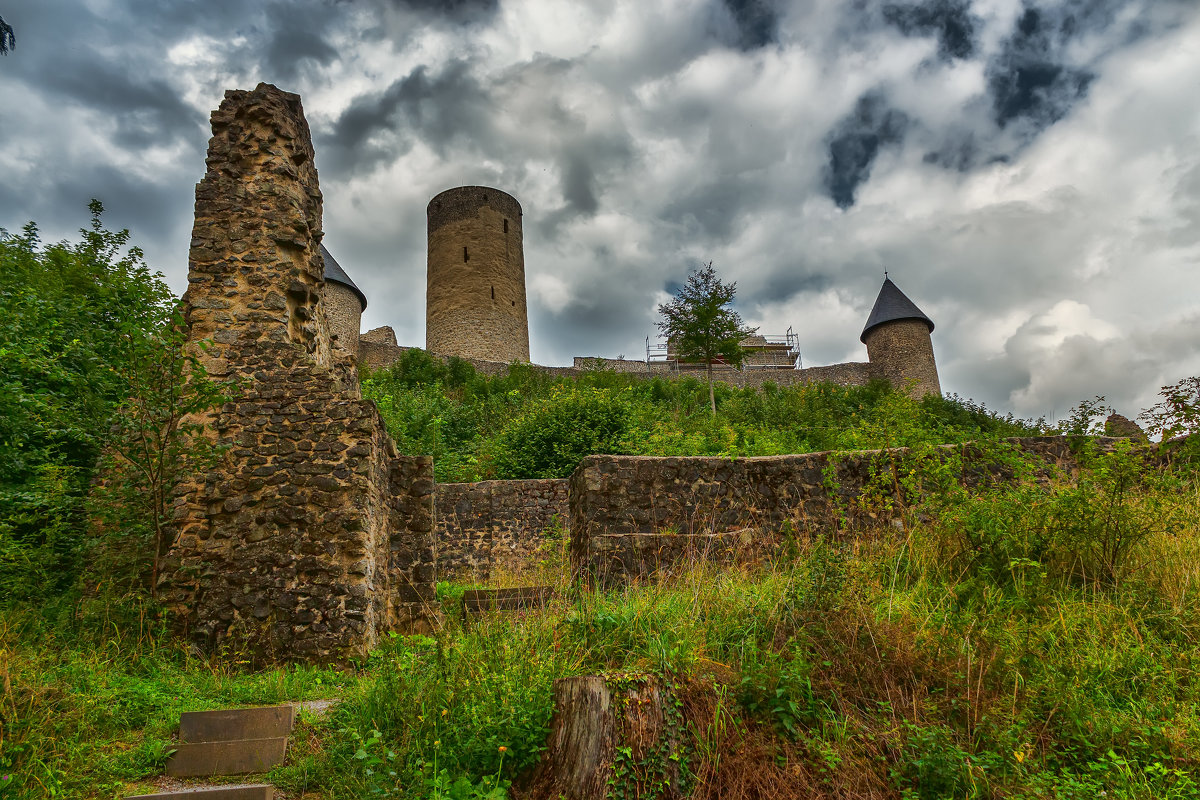 Nürburg Burgruine (Germany) - Nerses Davtyan