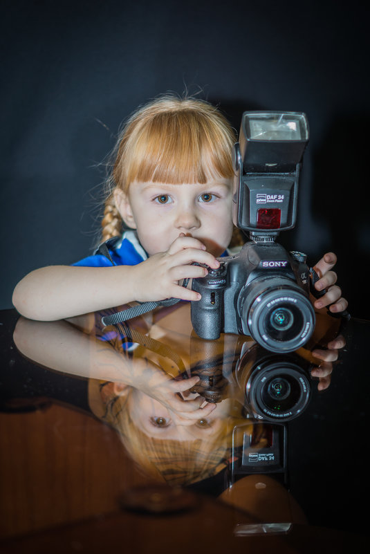 Мне 3 года ....и Я фотограф  (№1 серия) - Леонид Мишанин