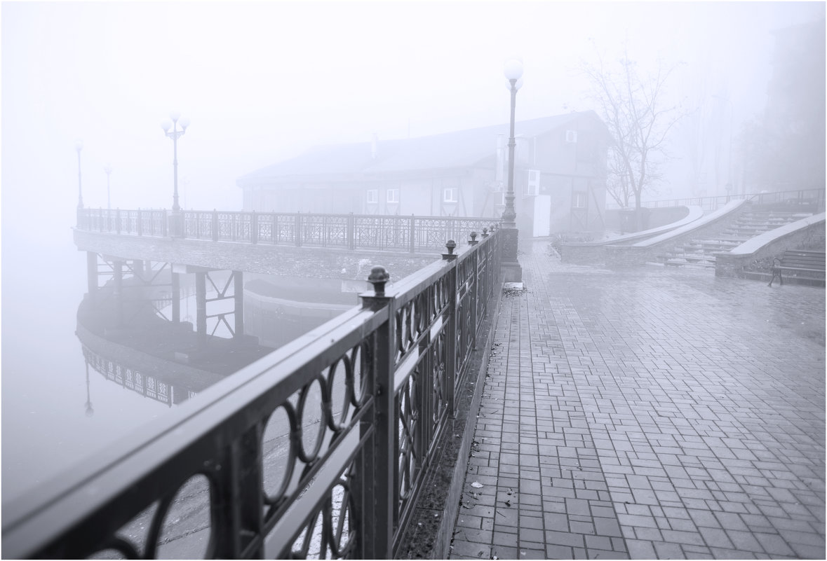 А в городе туман... - viktor minchenko