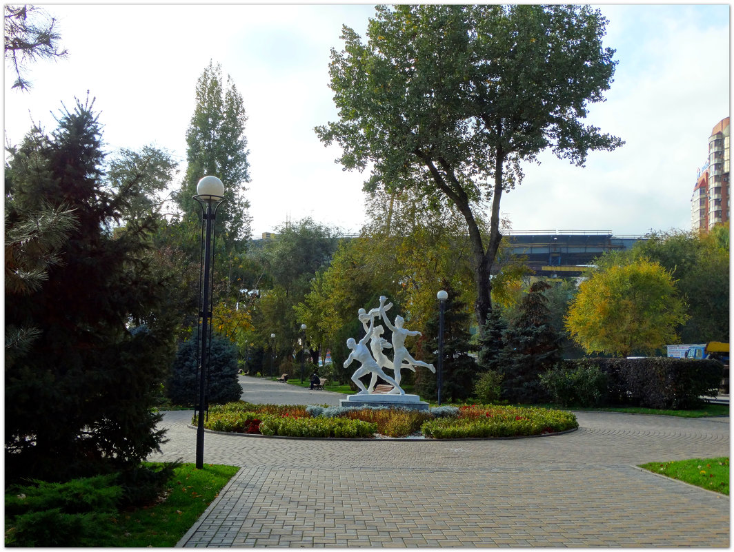 Ретро скульптура на ростовской набережной... - Тамара (st.tamara)
