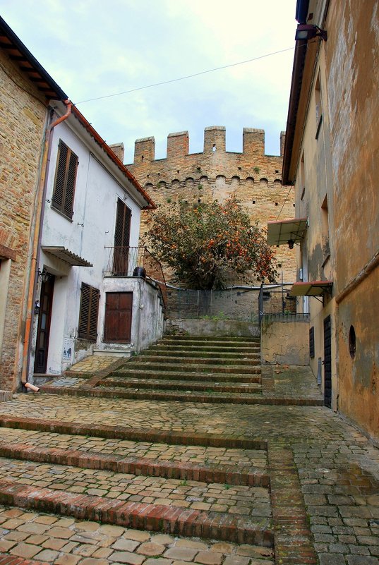 в средневековом замке, Италия - Елена Познокос