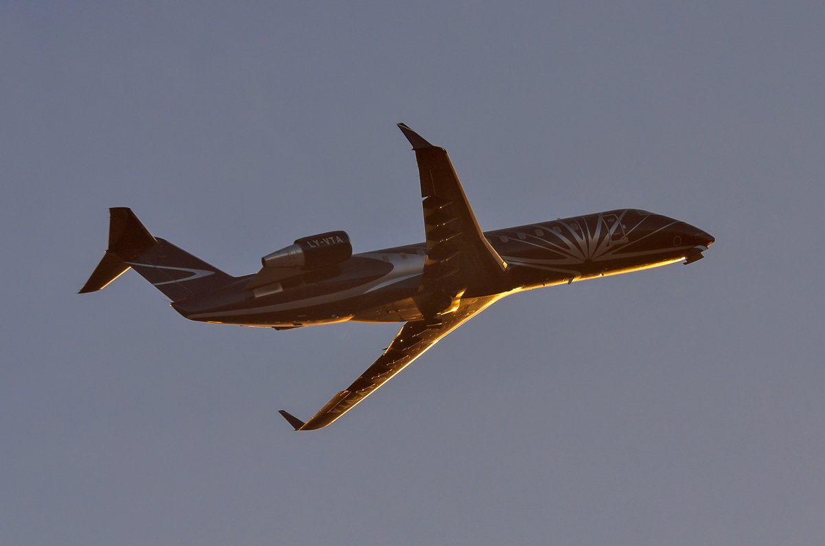 Bombardier CRJ-200LR - Андрей Иркутский