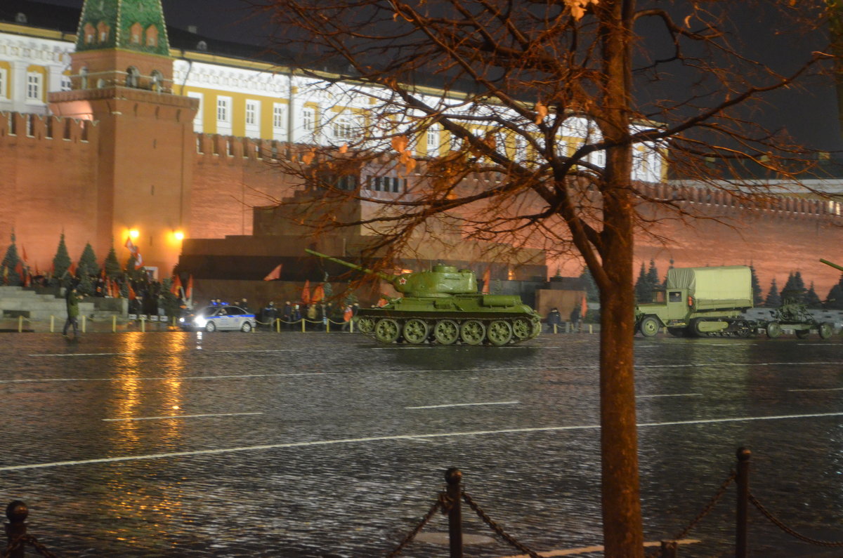 вечером,после парада - Галина R...