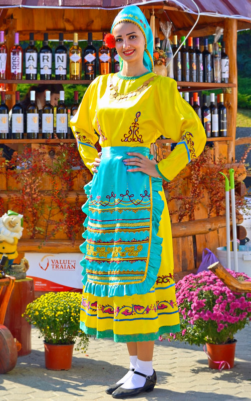 Гагаузкий национальный костюм - Nina Streapan