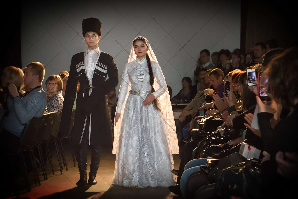 Костюмы жениха и невесты Северной Осетии конца XIX века - Дарья Казбанова