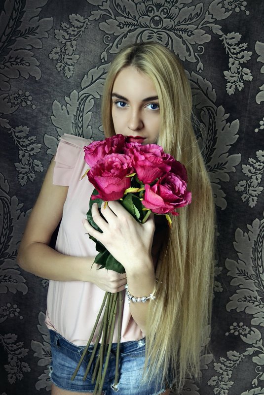 Запах роз - Влада Сапожникова