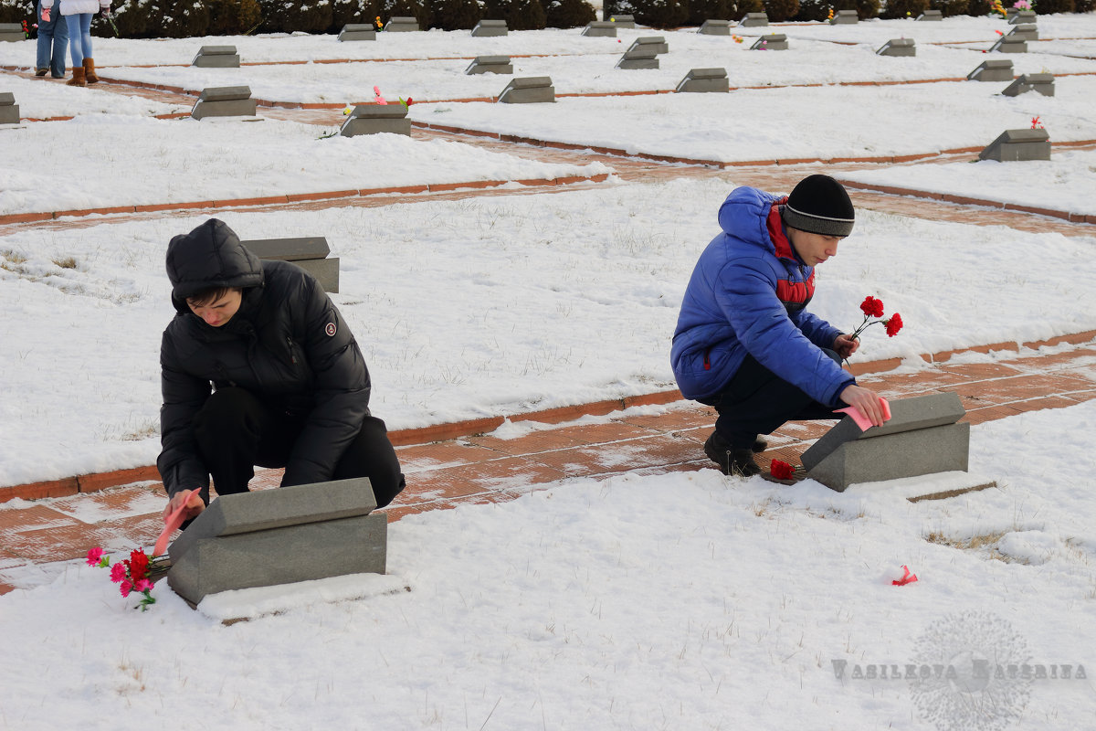 Дань памяти неизвестным солдатам, погибшим в Чечне - Екатерина Василькова