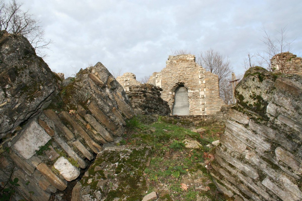 Лооский храм на Кубани