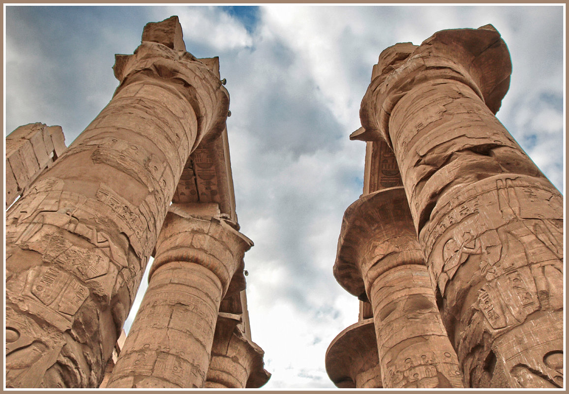 Колонны храма Амона-Ра в Карнаке - Евгений Печенин