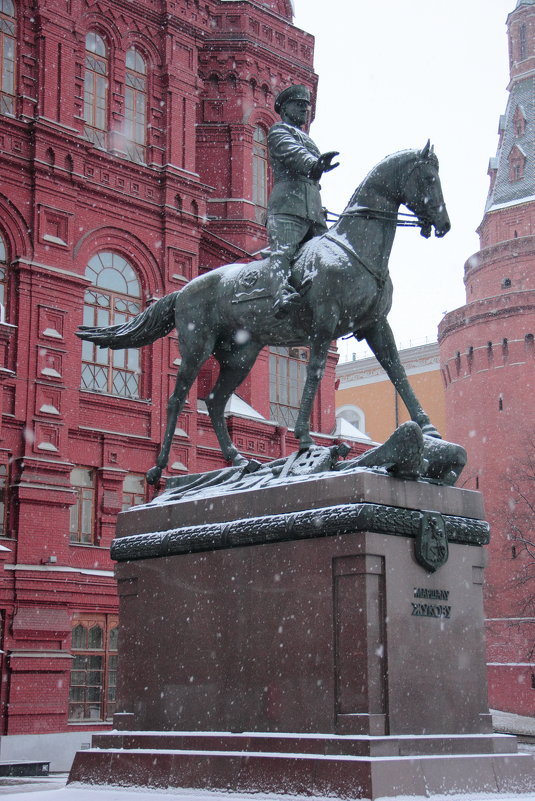 Памятник маршалу Жукову в Москве - Борис Гребенщиков