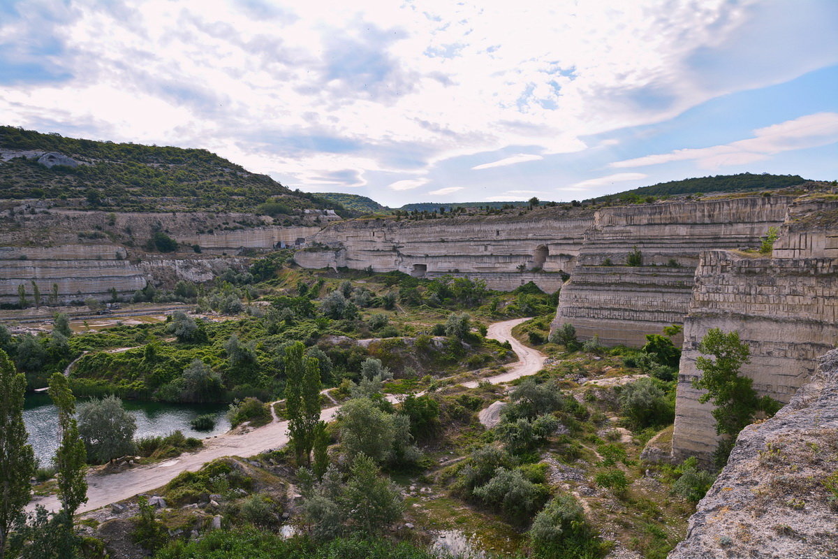 дорога в крымском карьере - Александр С.