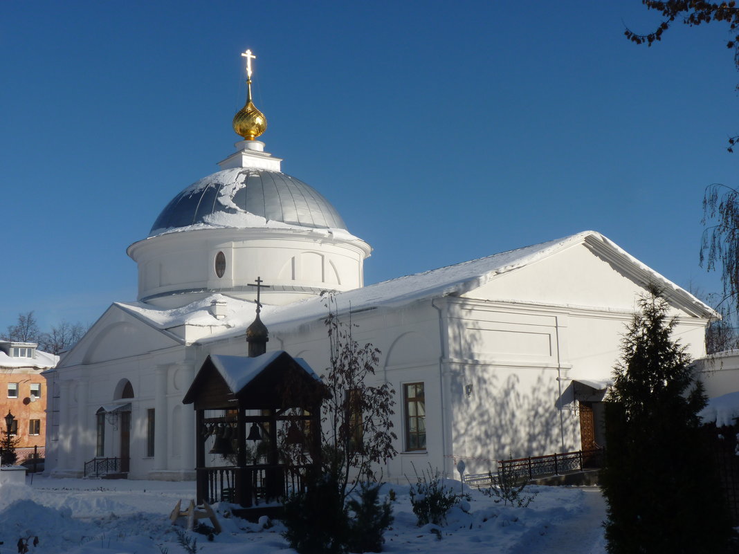 храм Покрова Богородицы Казанского женского монастыря в г. Ярославле - Galina Leskova