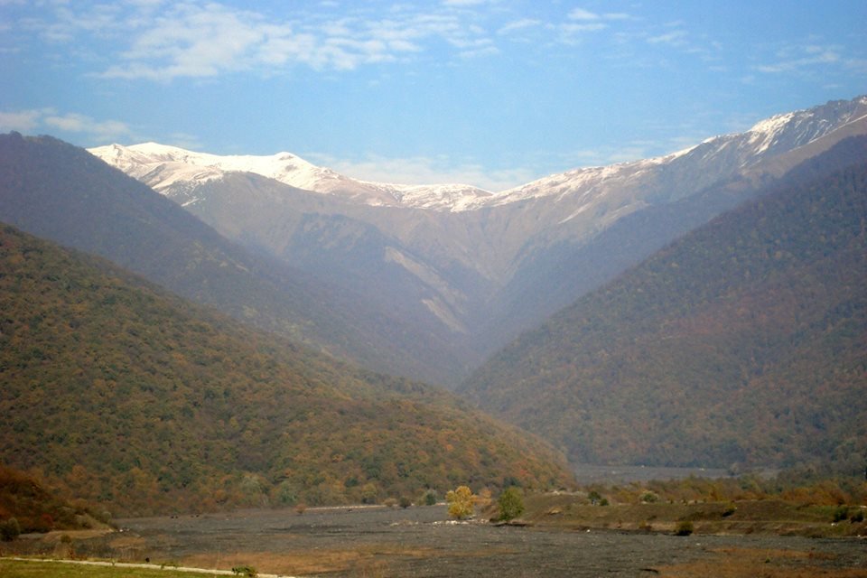 Кавказские горы - мария 
