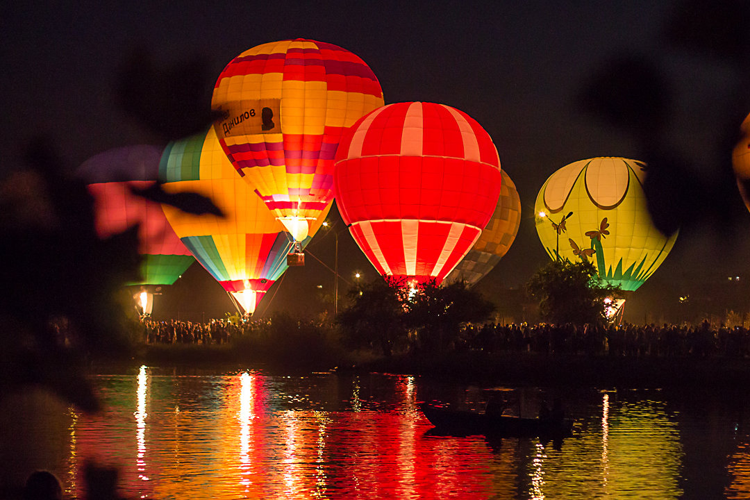Закрытие фестиваля воздушных шаров в Пятигорске 2014. - Андрей 