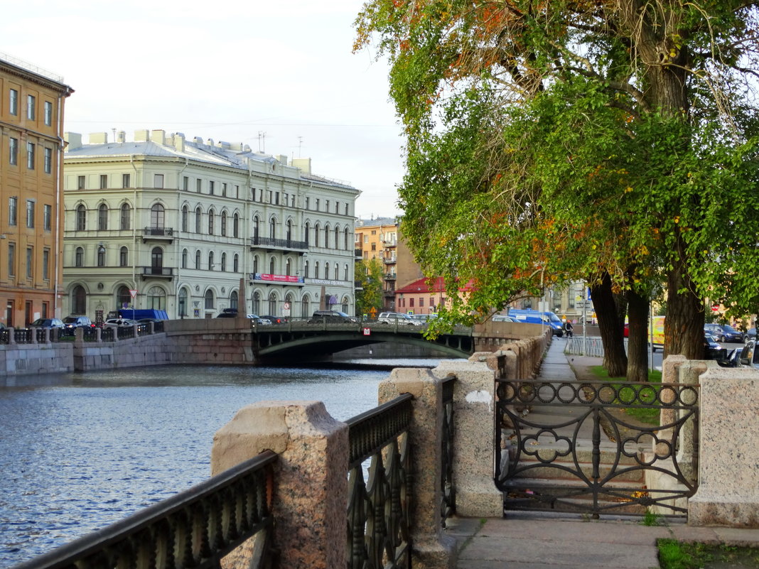 Исаакий мойка Петербург поцелуев мост